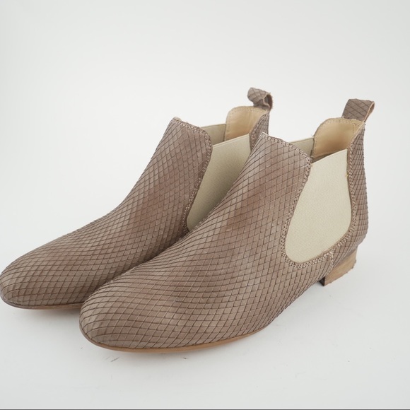 Barney’s taupe snake embossed leather Chelsea boot - Picture 2 of 8